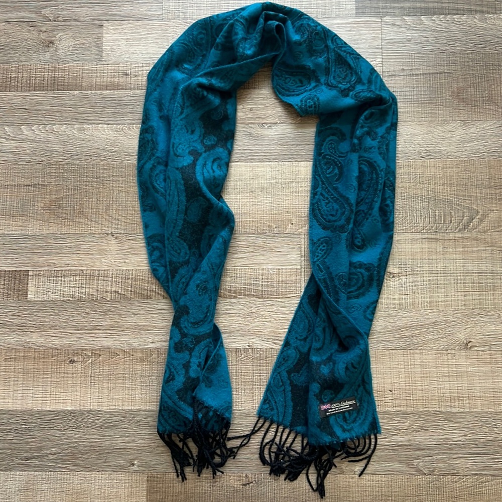 100% Cashmere Turquoise & Black Paisley Scarf